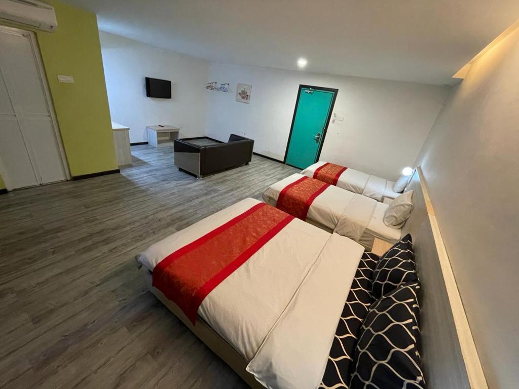 N&L Hotel Kuala Terengganu Buitenkant foto