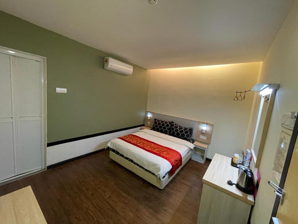 N&L Hotel Kuala Terengganu Buitenkant foto